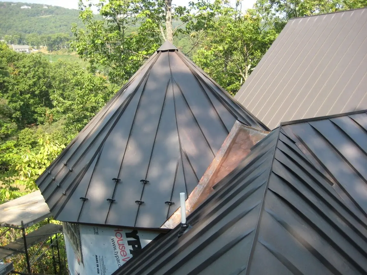Professional Roof Tarp Installation by Craftsman Roofing in Dula Springs