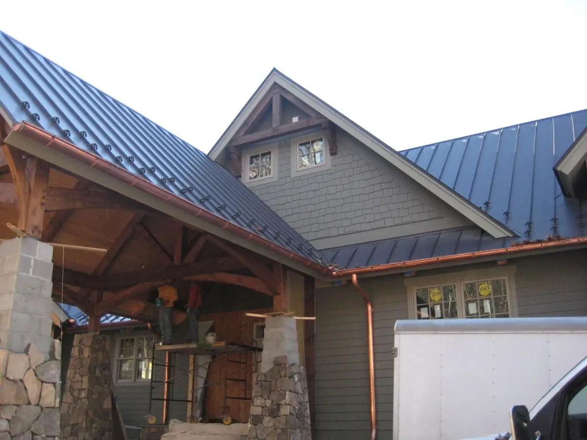 Craftsman Roofing team delivering quality roofing work in Dula Springs